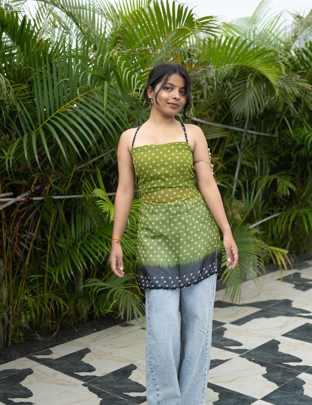 Mishri – Olive Green Backless Tie-Up Kurti