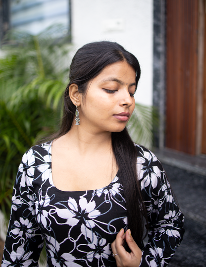 Tara – Black Floral Backless Cotton Long Kurti