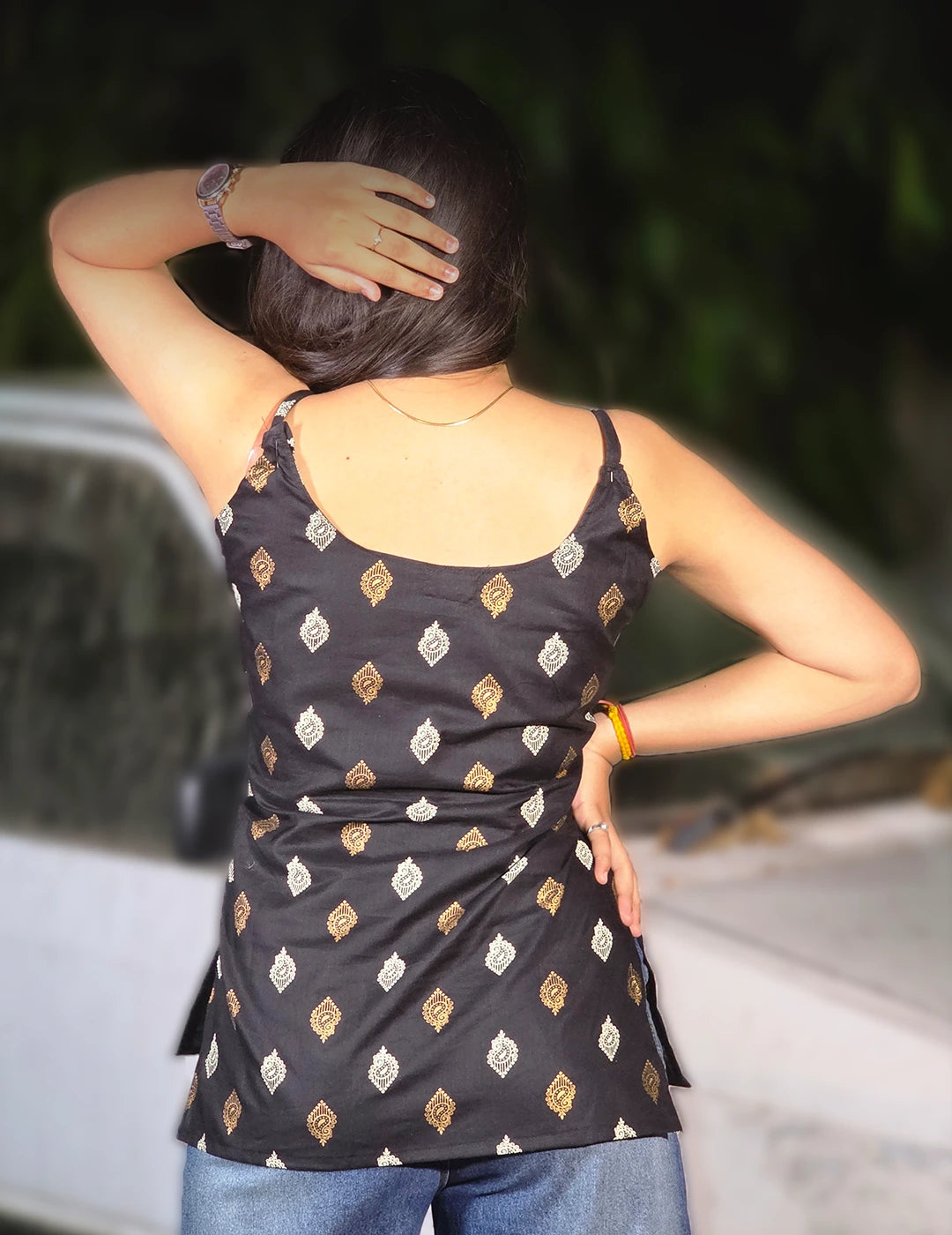 Chandni – Black Minimal Printed Premium Cotton Short Kurti for Women