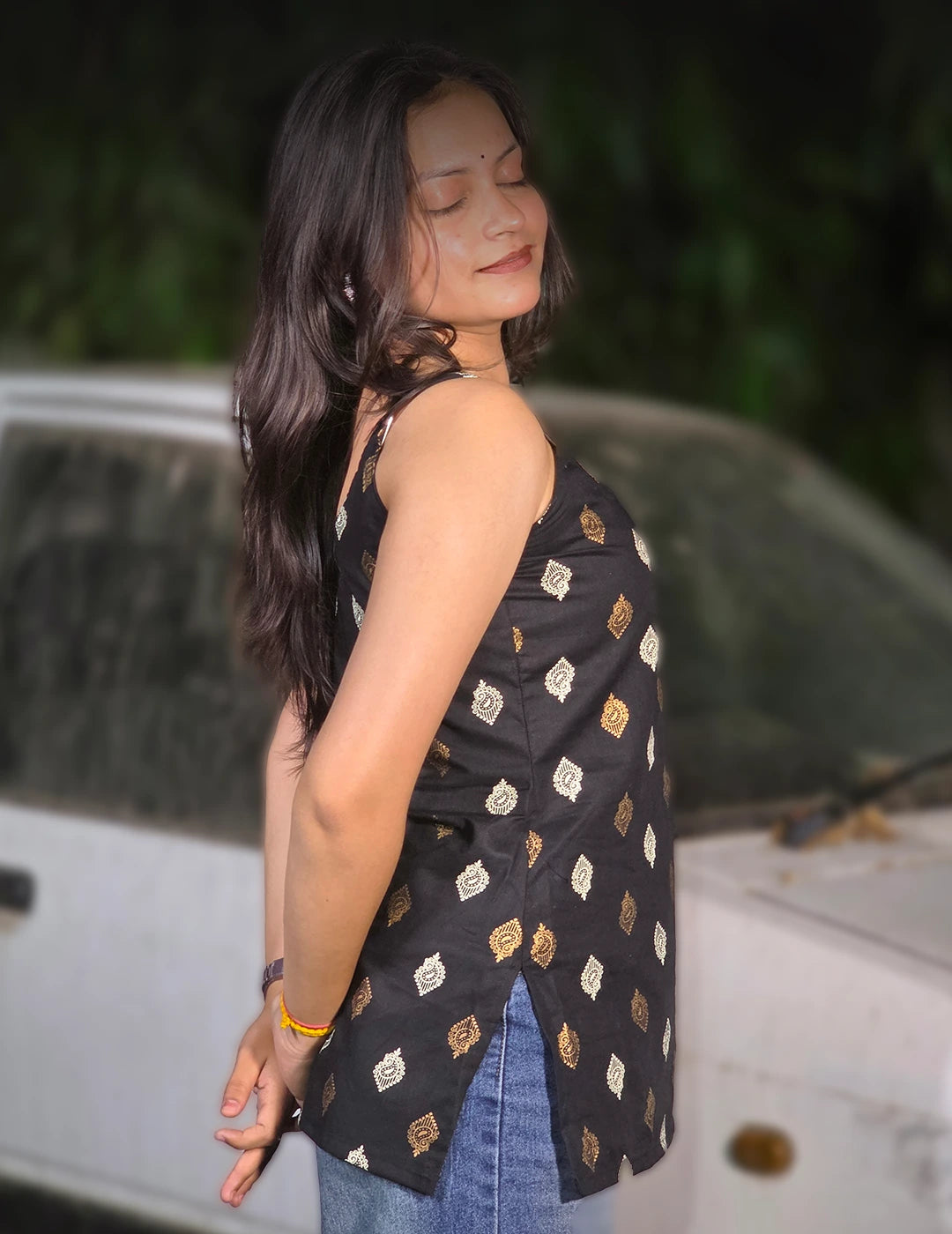 Chandni – Black Minimal Printed Premium Cotton Short Kurti for Women