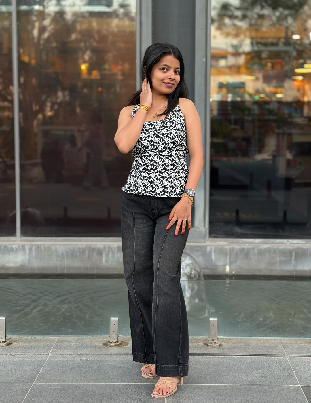 Pooja Baddie – Black & White Backless Kurti Top